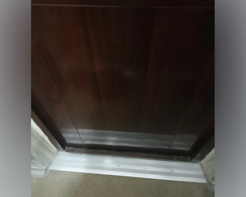 Порог одноуровневый ПС 05.900.02л Золото