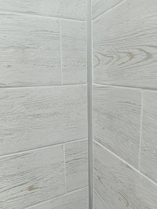 Профиль окантовочный ПК 06.2700.201л Серебро