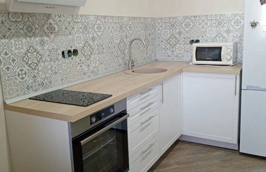 PVS95-10 Профиль П-образный нержавеющая сталь Тисненый 5х8мм 2.7м