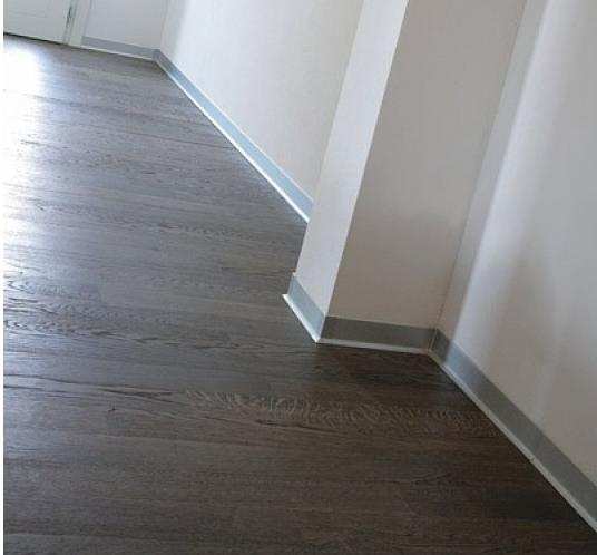 Плинтус алюминиевый Пл 100.2500.01лк Серебро