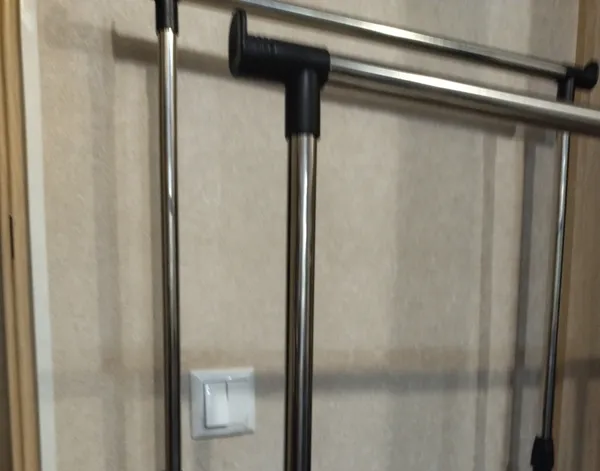 Штанга круглая 8 мм ШКр 08.2000.502л Золото. Цена за 5 штук.