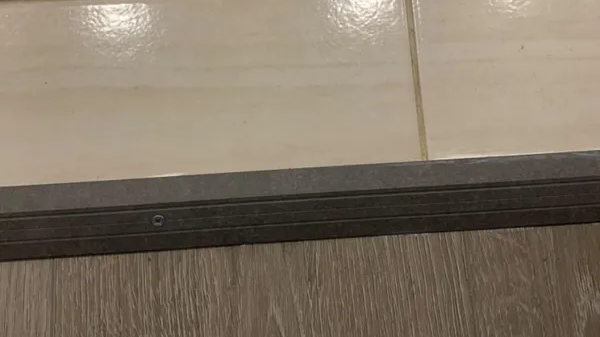 Порог разноуровневый ПР 04.900.15 Черный