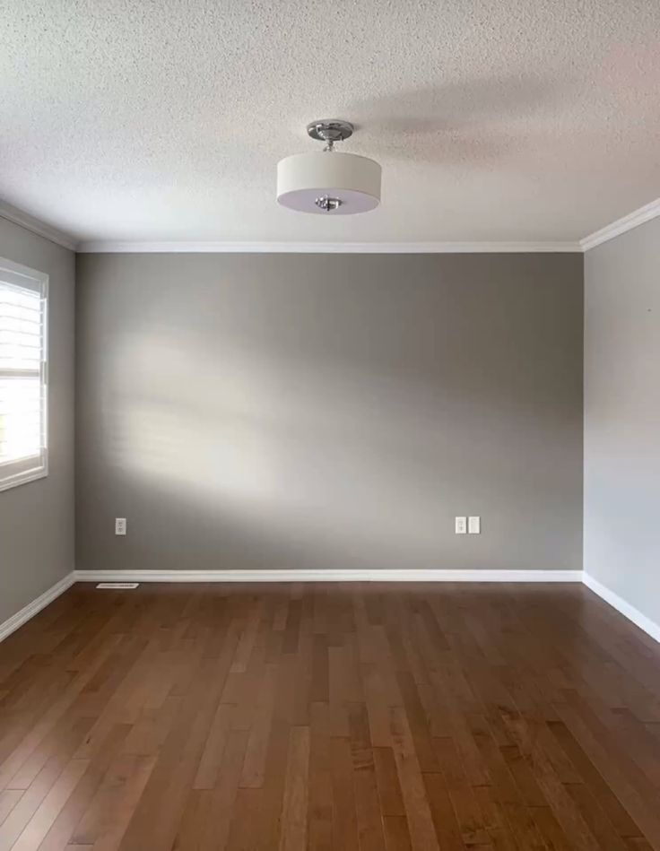 Молдинг из полистирола высокой плотности HI WOOD TR10 10мм х 10мм х 2,0м.