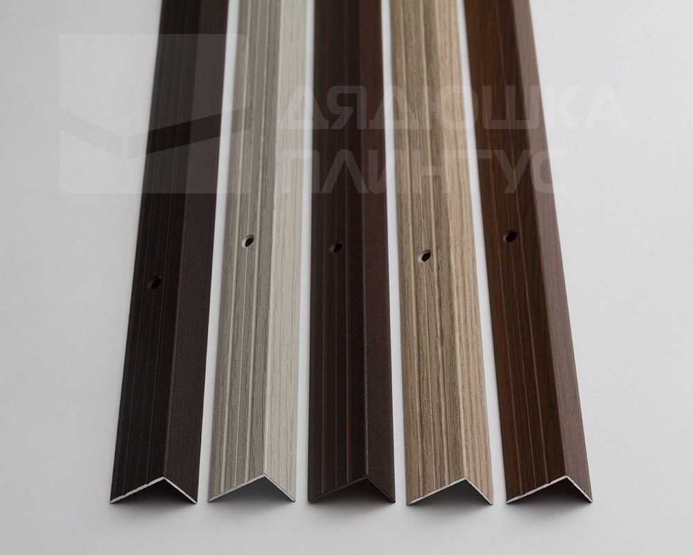 Порог угловой ПУ 03.2700.204л Бронза