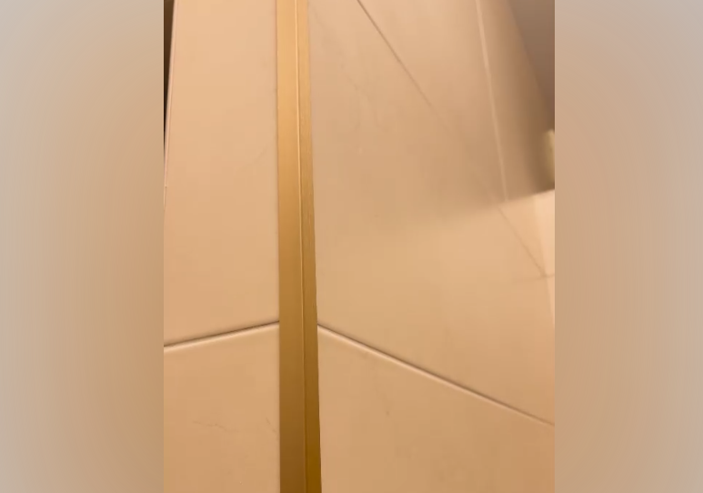 Профиль окантовочный ПУ 30НСК(304).2700.002 2,7 м Золото