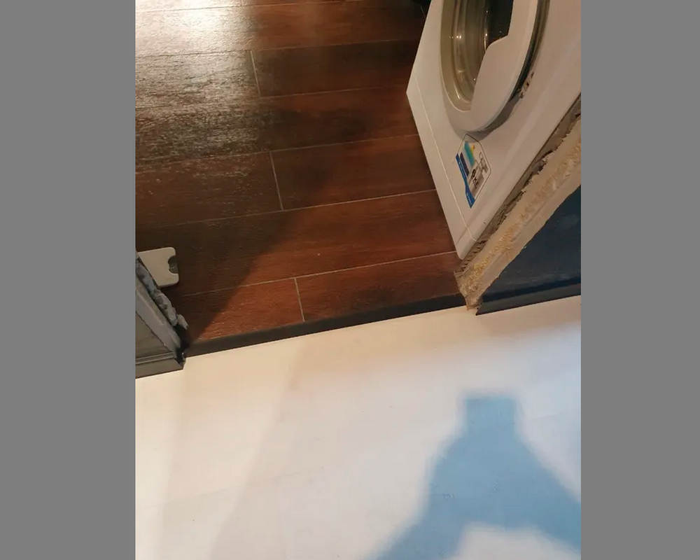 Самоклеящийся порог ЛС 35.2700.4092т Вишня темная