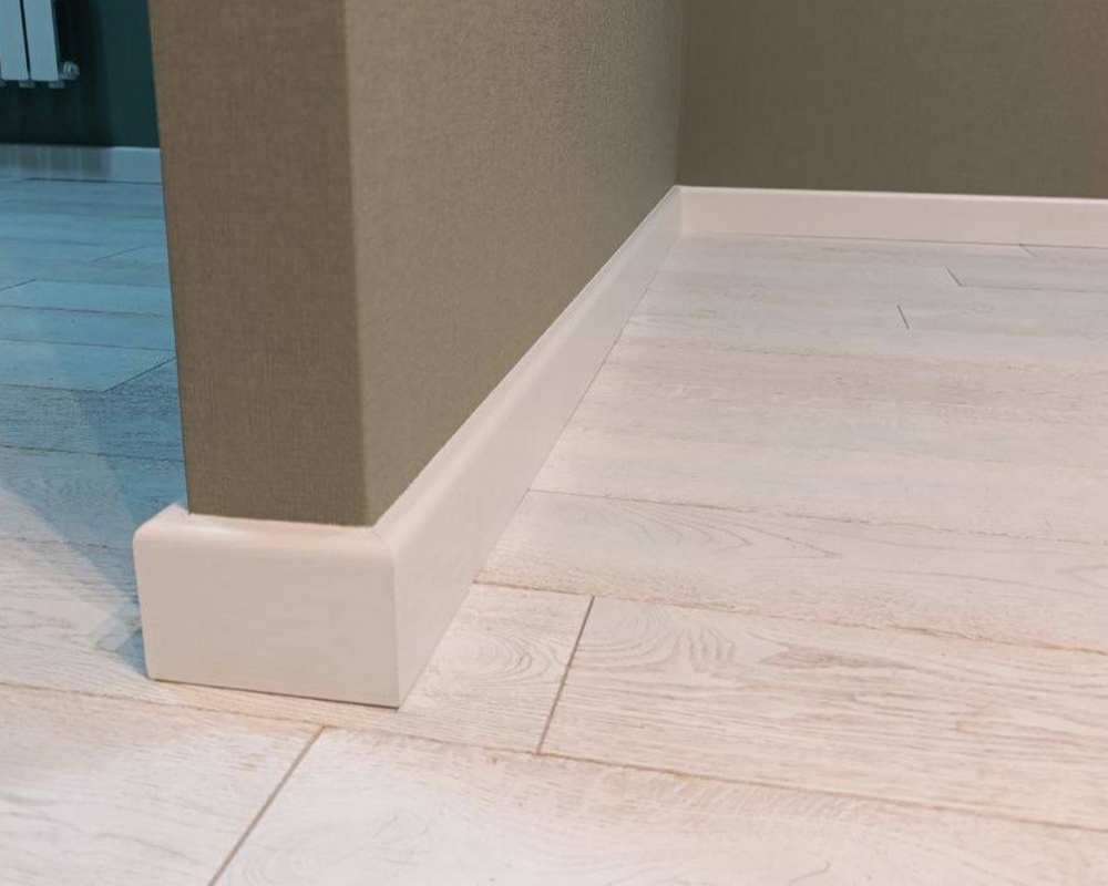 Плинтус МДФ Лука Пл 100-1МДФ.2700.Point line 24040 Дуб кантри белый