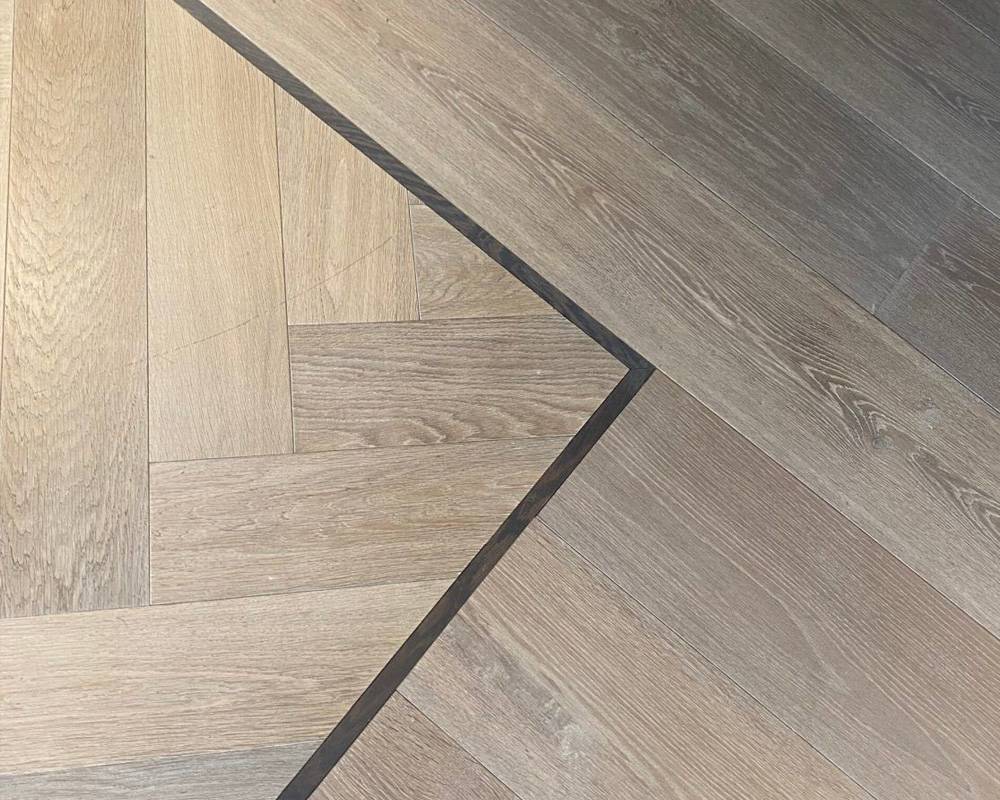 PVL67-05 Профиль Т-образный полукруглый латунь Антик медь светлая 15мм х 2.7м