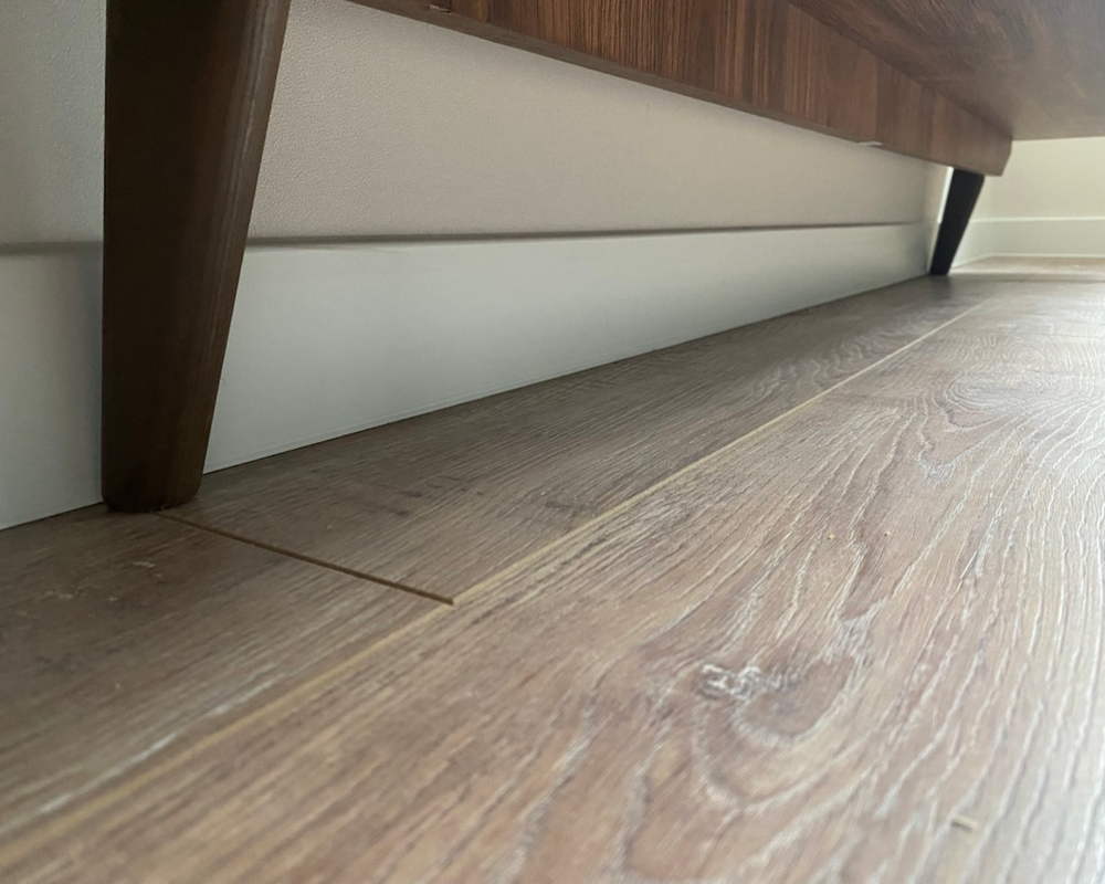 Плинтус ХДФ Dollken Cubu Flex Life 80мм х 2,5 м 1013 Белый