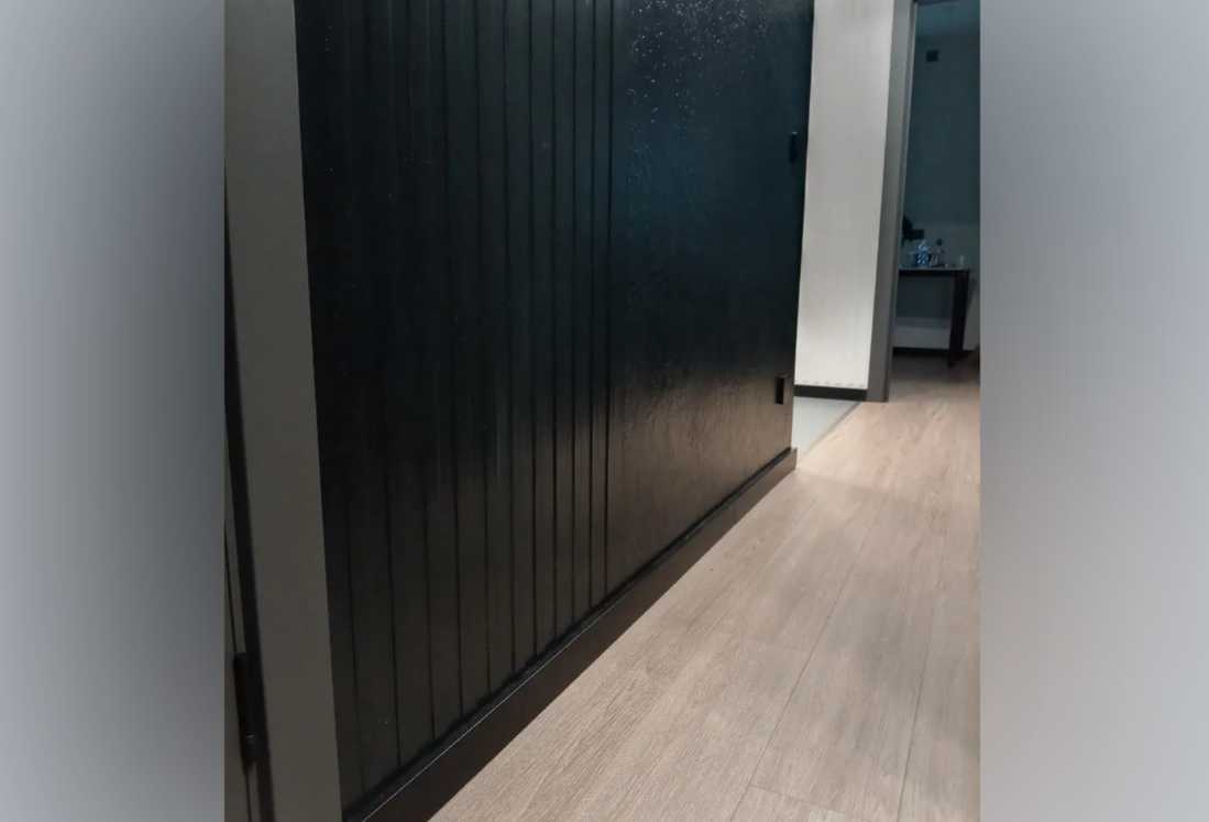 Плинтус МДФ Лука Пл 100-1МДФ.2700.Point line 24033 Черное дерево