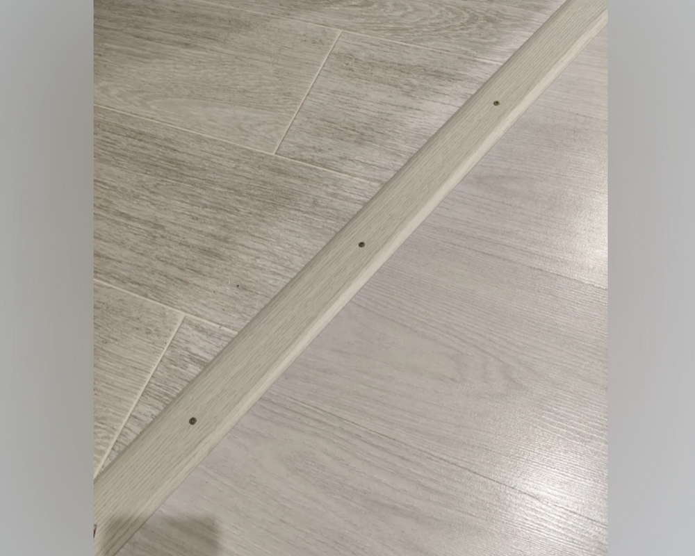 Порог одноуровневый ПС 18.2700.055 Бетон классик