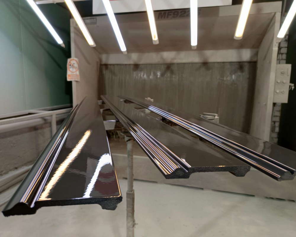 Плинтус из полистирола высокой плотности Волшебная Палочка 80*12*2000. MSPOL 102. Окраска включена в стоимость