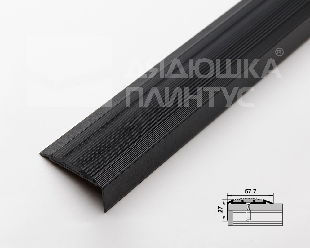 Порог угловой ПУ 70.2700.215 Черный