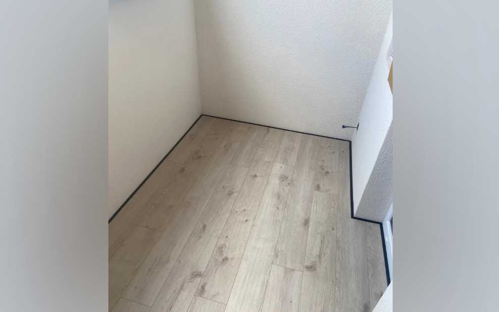 Микроплинтус AL16X5-03 16х6х1900мм Чёрный