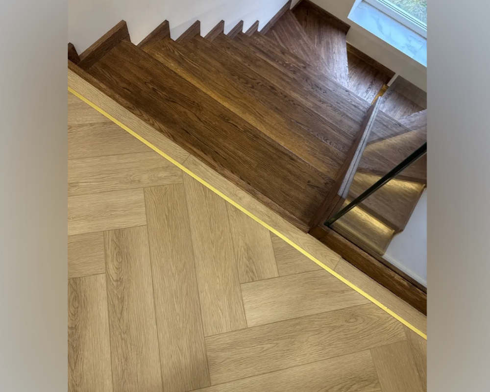 Т-образный порог для кварцвинила 10*4,5 мм 2,7м Блестящее золото PCRBO 1045