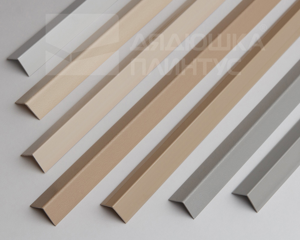 Угол ПВХ Деконика ИДЕАЛ 10*10 2,7м. 002 Светло-серый