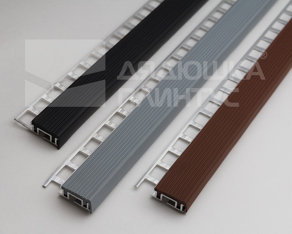 Порог угловой ПУ 09.2500.470 Черный