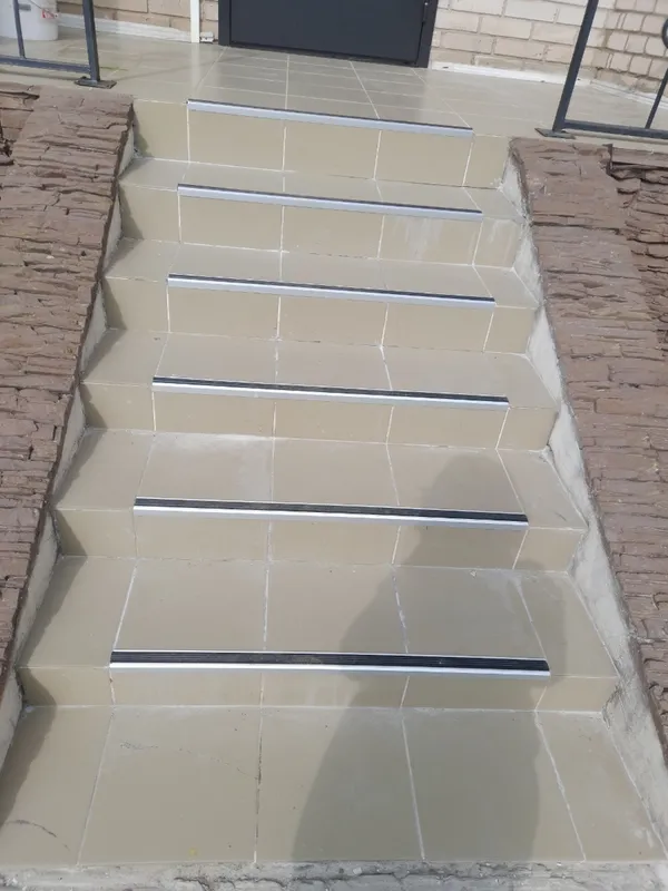 Порог угловой ПУ 71.900.04л Бронза