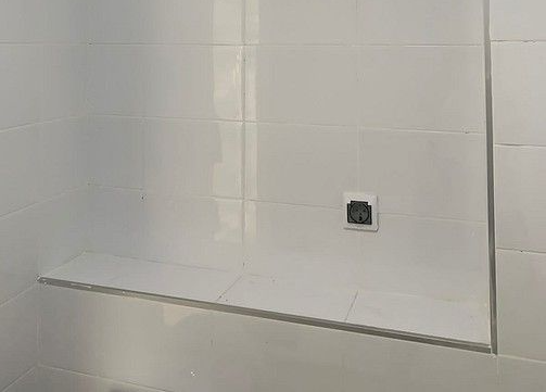 Алюминиевый F-образный профиль (гнущийся) ПФ-10 (381) серебро матовое. 2,7 м