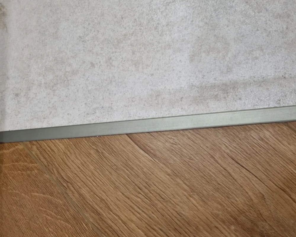 Порог одноуровневый ПС 09.2700.242л Шампань