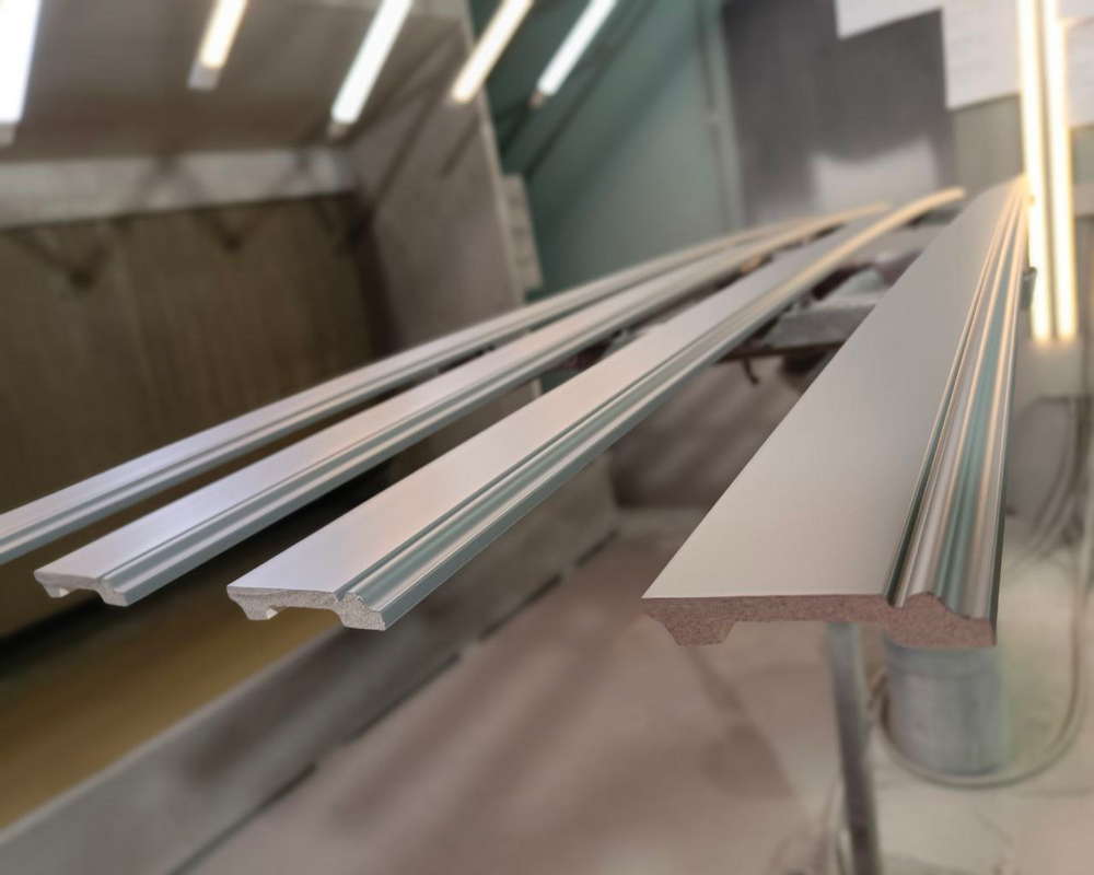 Плинтус NMC FO1 Wallstyl 120*15*2000. Окраска включена в стоимость