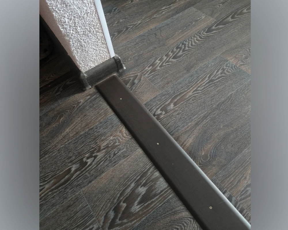 Порог одноуровневый ПС 07-1.900.15 Черный