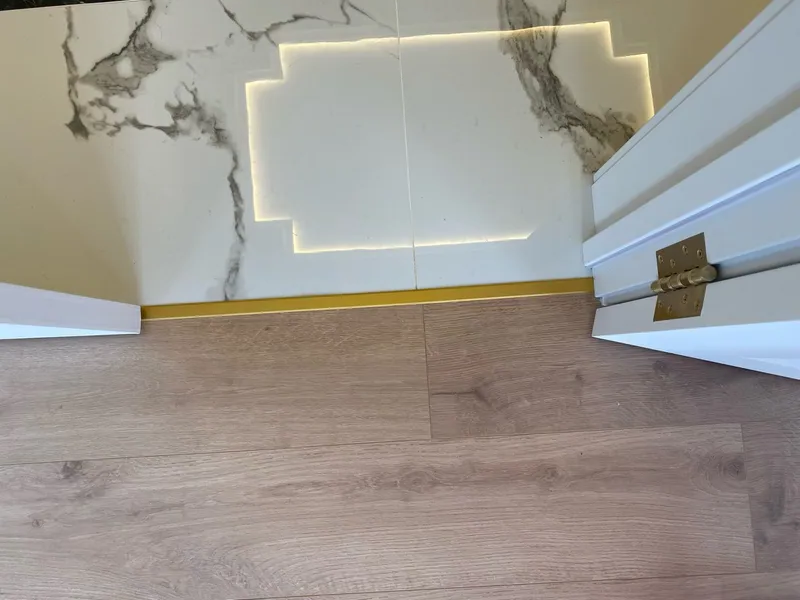 Профиль Т-образный латунь полированная 14мм 2,7м MSPCROL 149