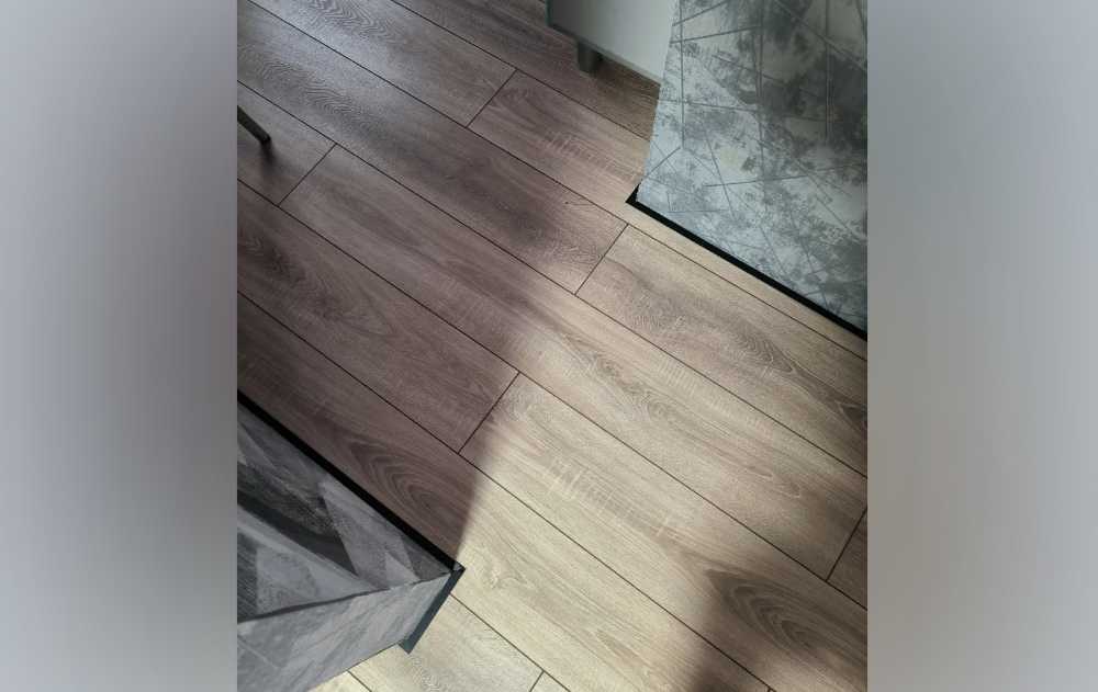 Микроплинтус AL16X5-03 16х6х2000мм Чёрный