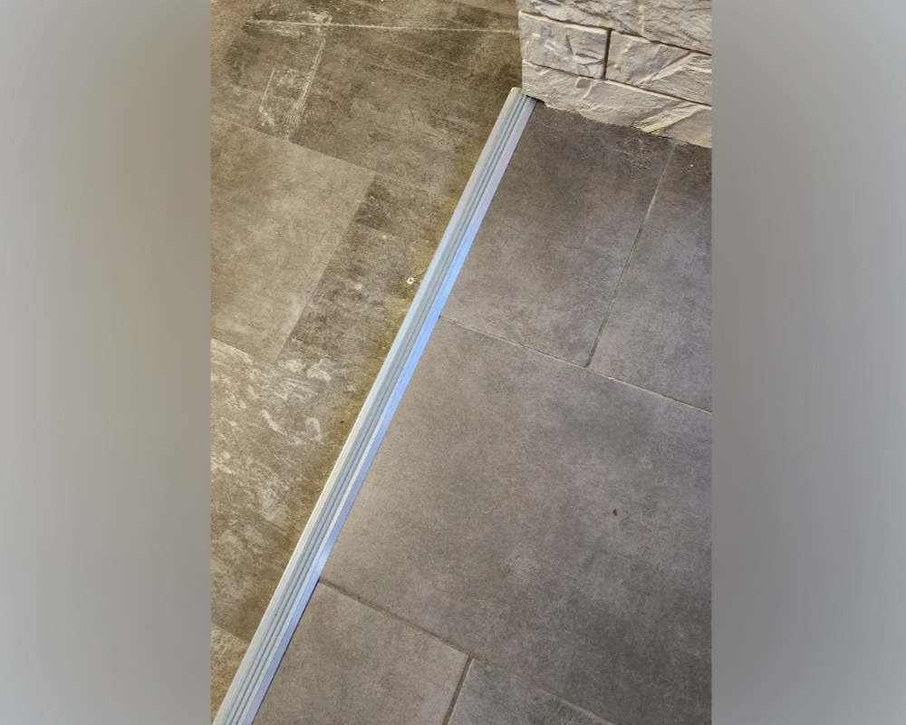 Порог одноуровневый ПС 08.2700.242л Шампань