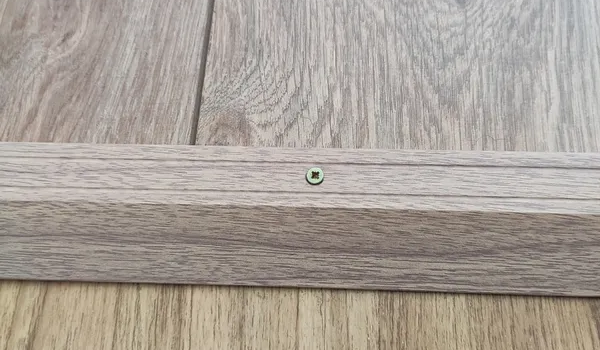 Порог разноуровневый ПР 03.2700.288 Орех