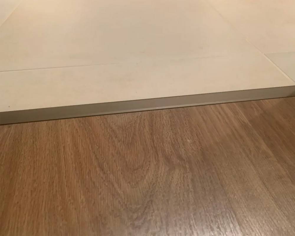 Порог одноуровневый ПС 09.2700.204л Бронза