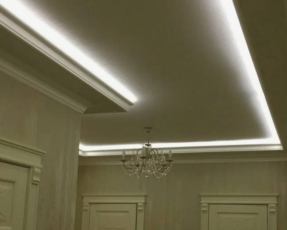 Молдинг из полистирола высокой плотности HI WOOD LB30 30мм х 15мм х 2,0м.