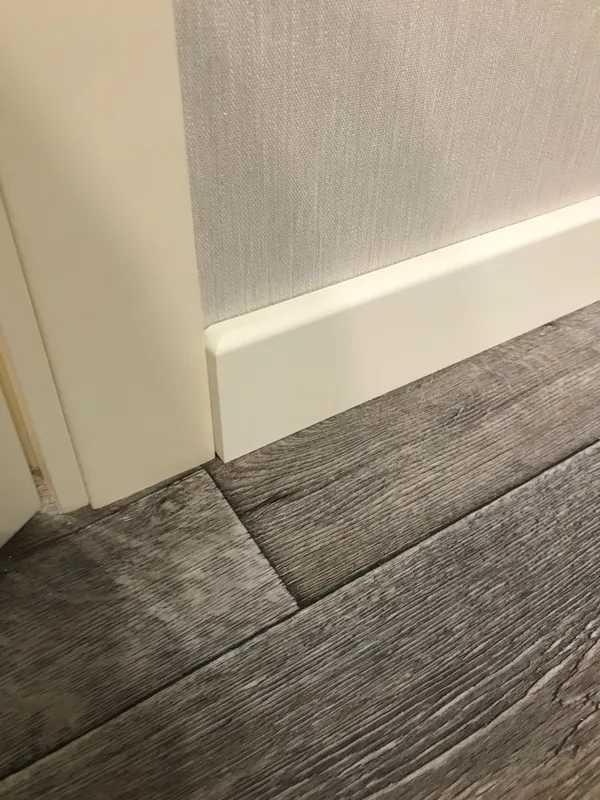 Плинтус МДФ Волшебная палочка 81402 81мм 2,4м. Окрашенная. NCS 1002Y50R