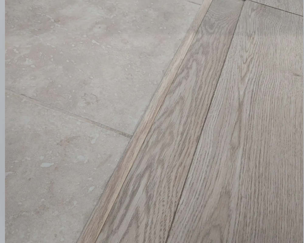 Порог одноуровневый ПС 09.2700.052 Ель дымчатая