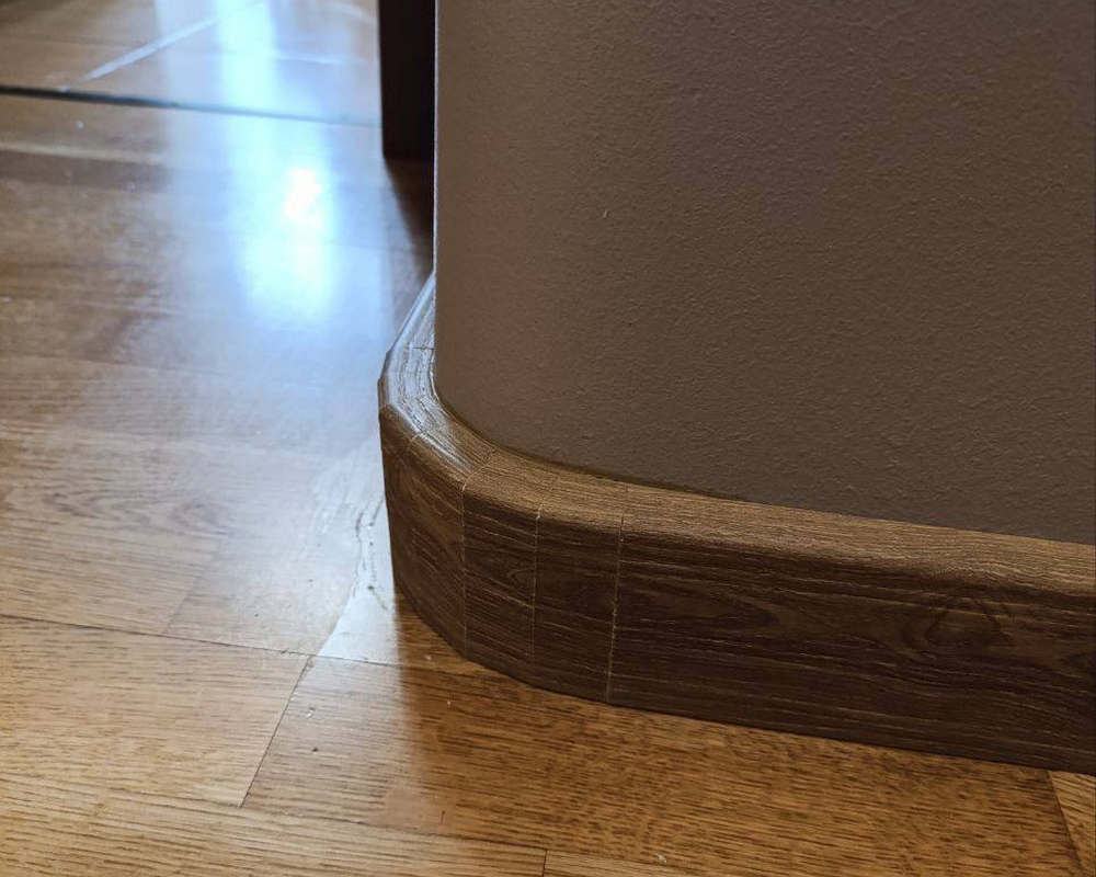 Плинтус ПВХ Рико Концепт 80мм 2,2м. 80013