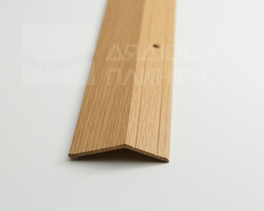 Порог разноуровневый ПР 04.1800.082 Дуб светлый