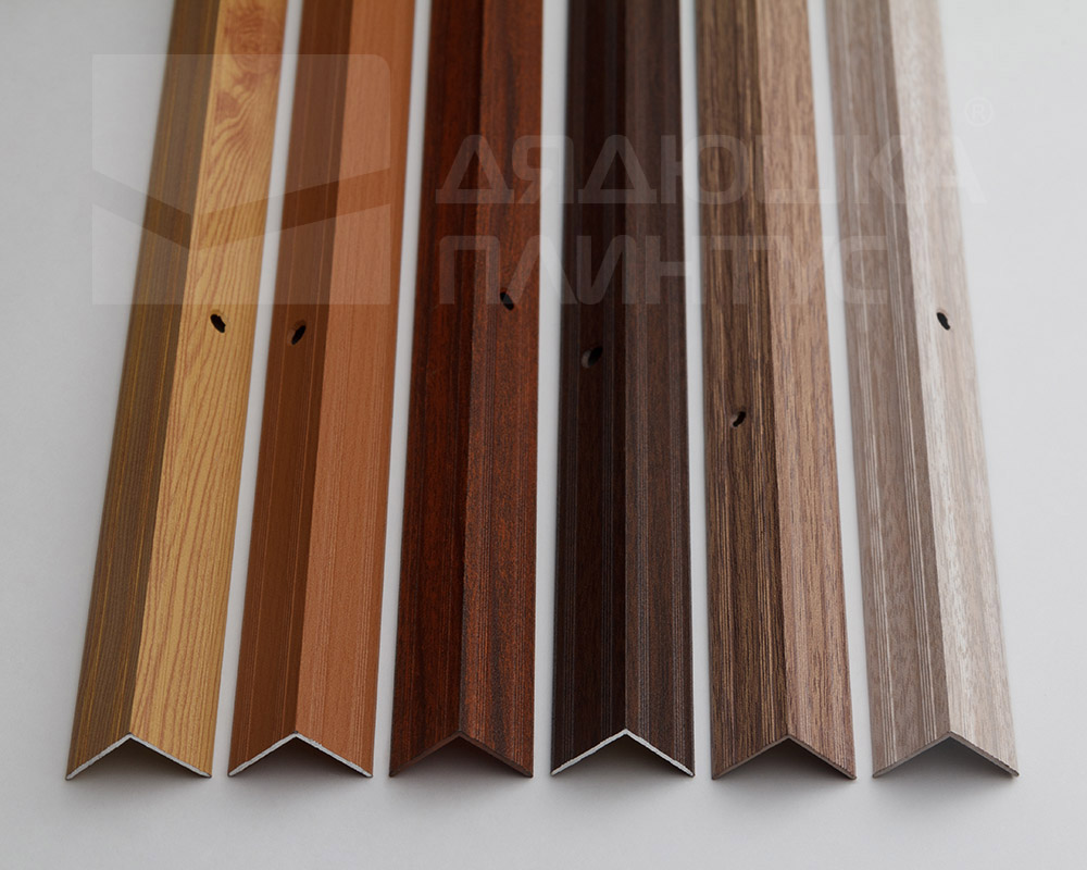 Порог угловой ПУ 05.1800.082 Дуб светлый