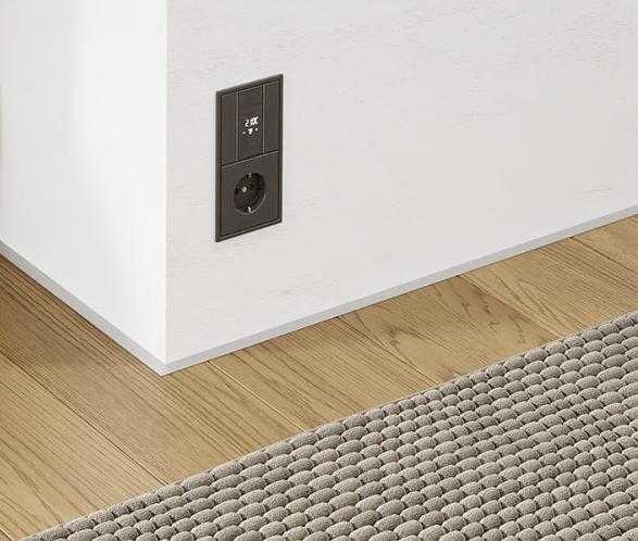 Микроплинтус AL16X5-001 16х6х2000мм Без покрытия