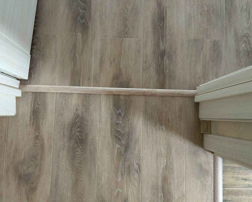 Порог одноуровневый ПС 04-3.1800.054 0,9 м Клен северный