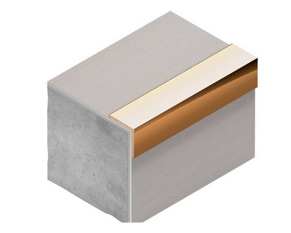 PVL73-05 Угол латунь Антик медь светлая 15х15мм 2.7м