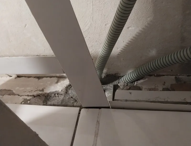 Тавр 25х25 мм Тп 05.2000.504л Бронза. Цена за 5 штук.