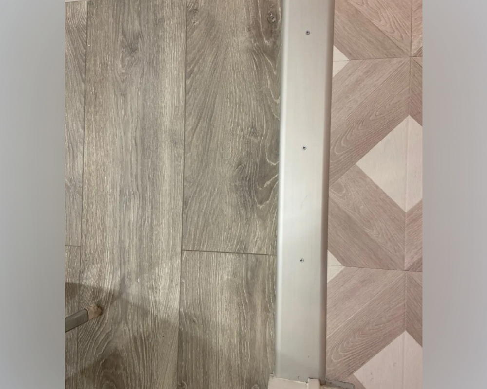 Порог одноуровневый ПС 05.900.01л Серебро